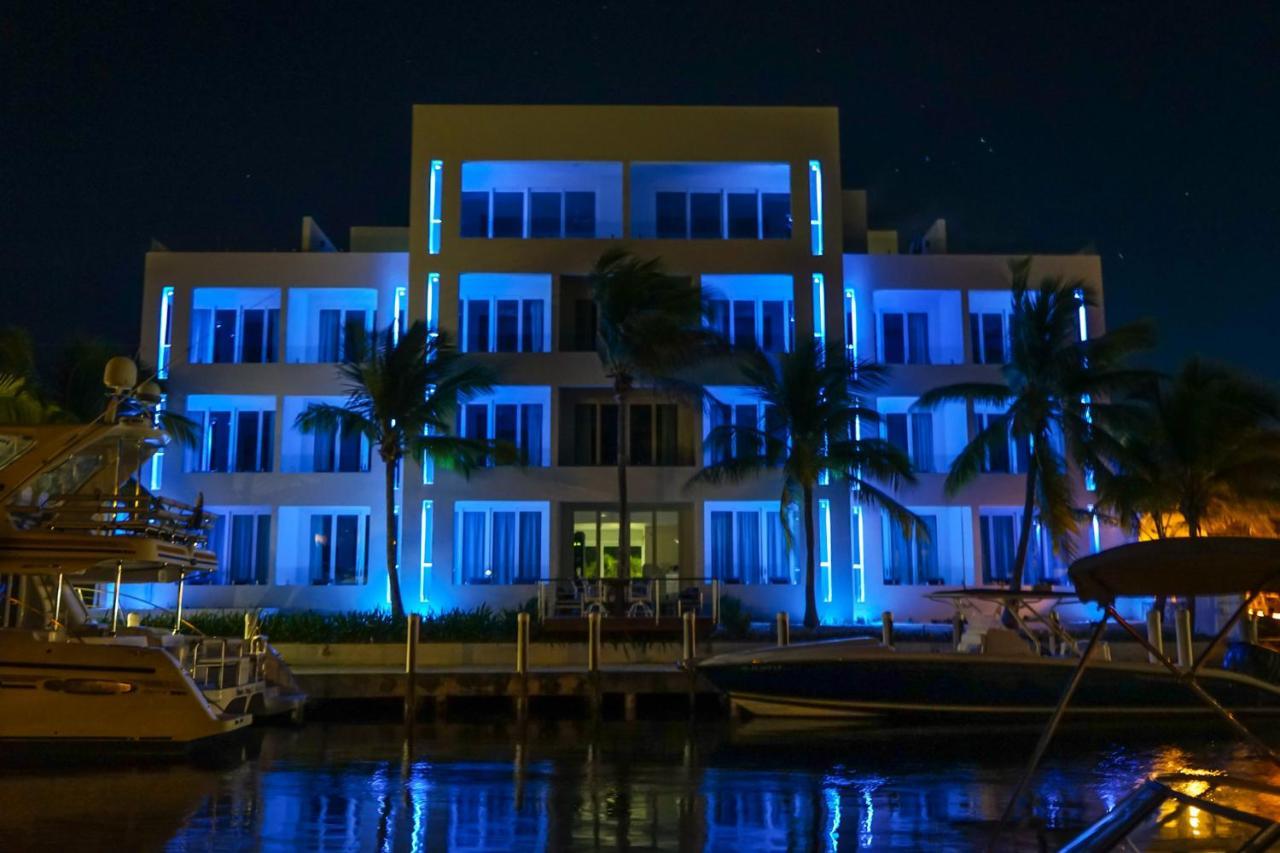 Zenza Boutique Hotel Turtle Cove Экстерьер фото