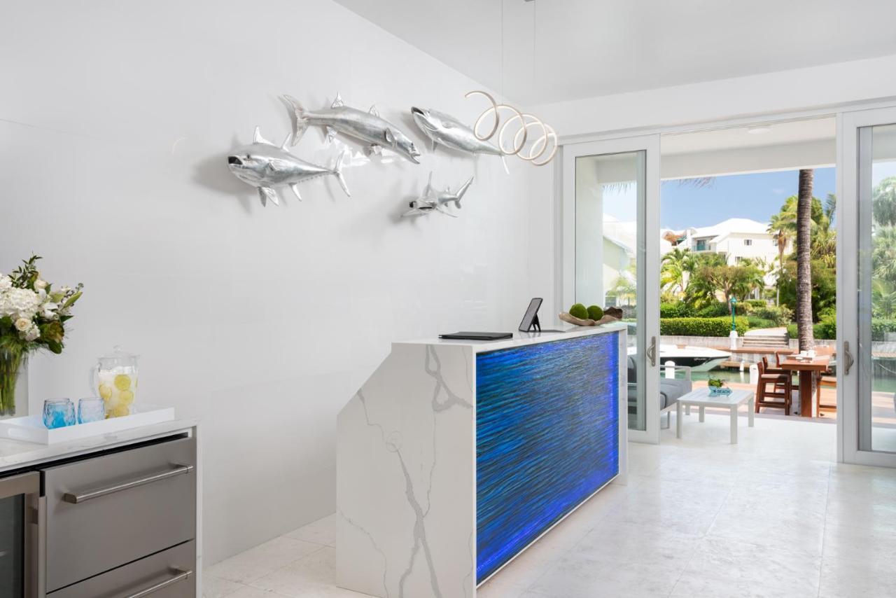 Zenza Boutique Hotel Turtle Cove Экстерьер фото