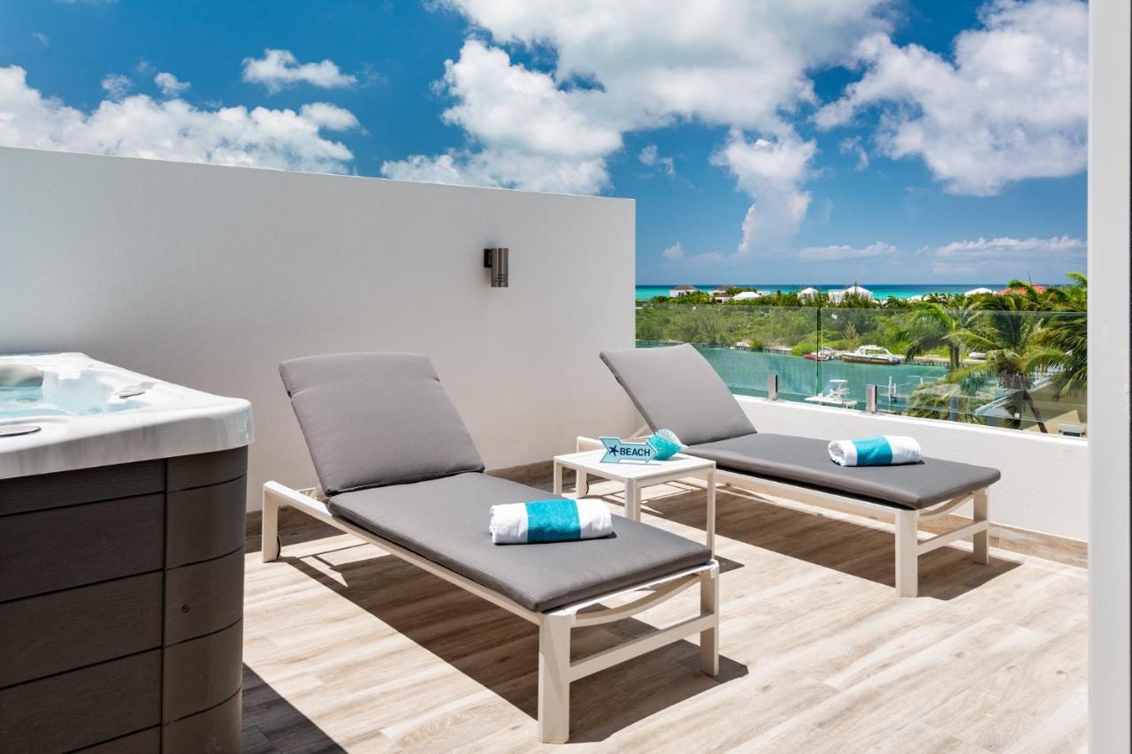 Zenza Boutique Hotel Turtle Cove Экстерьер фото
