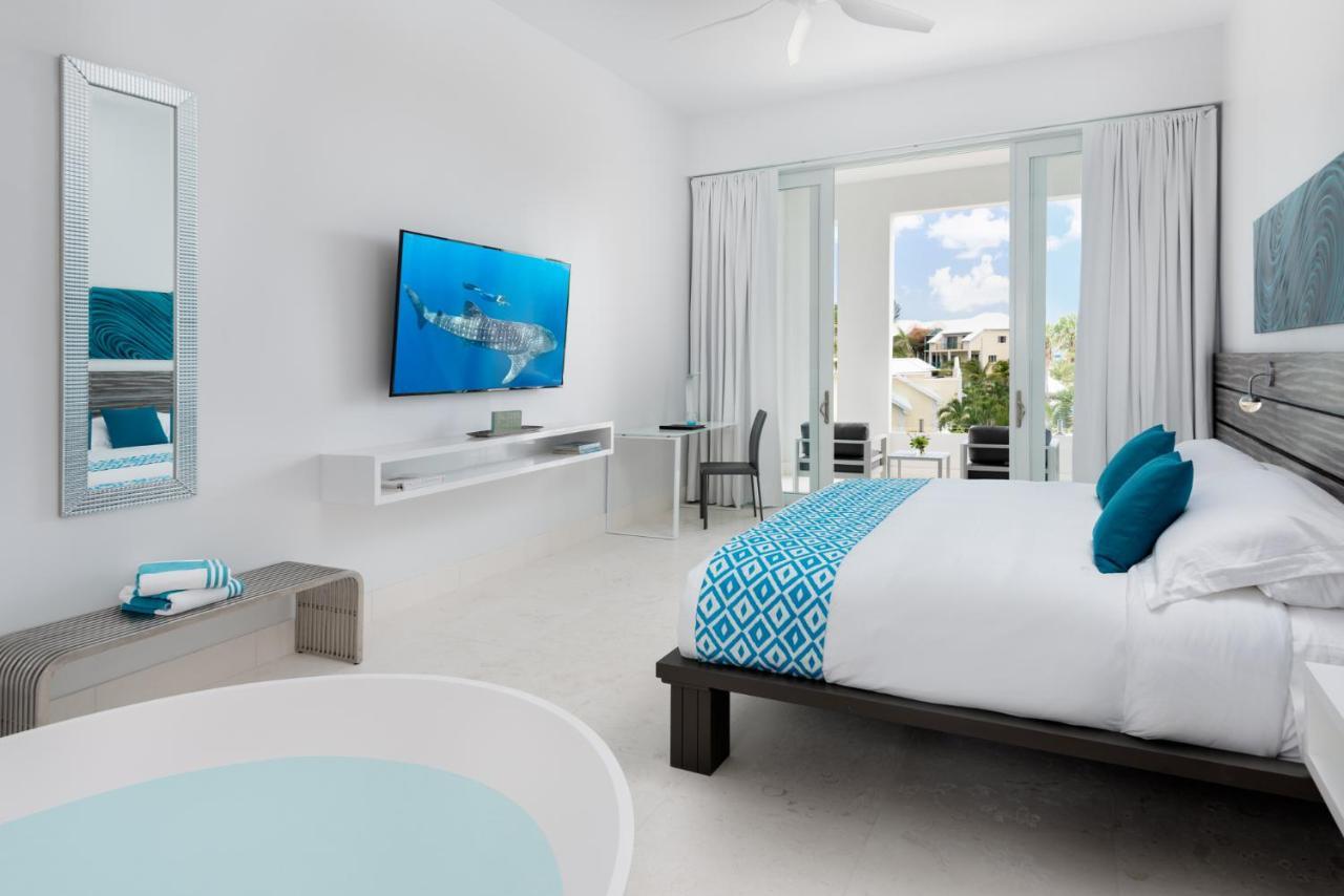 Zenza Boutique Hotel Turtle Cove Экстерьер фото