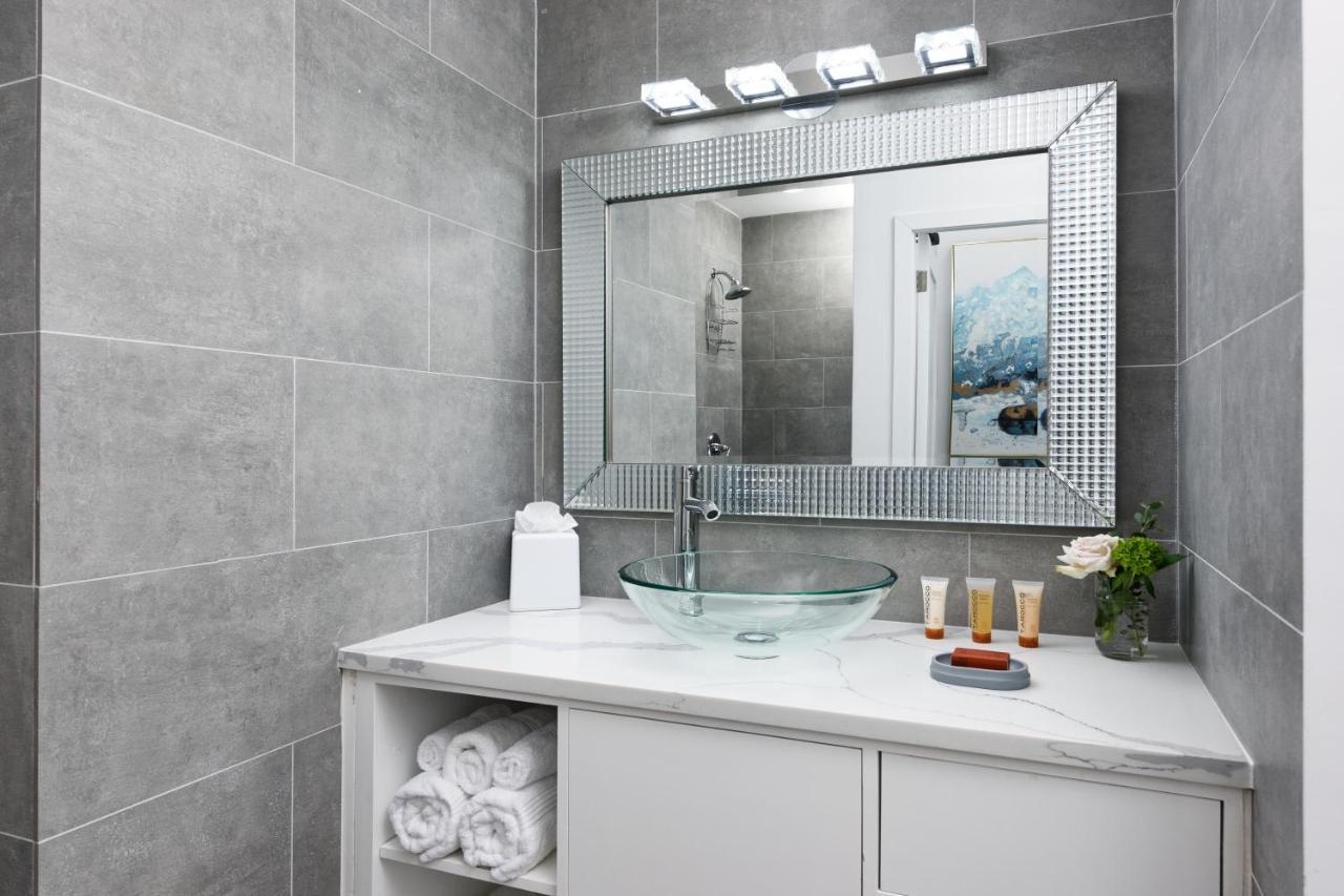 Zenza Boutique Hotel Turtle Cove Экстерьер фото